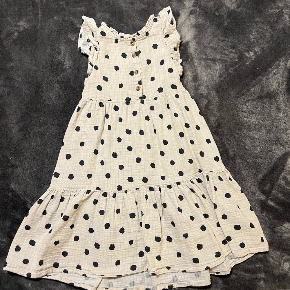 Little girls dress. Size 6/6x. Cat and Jack.